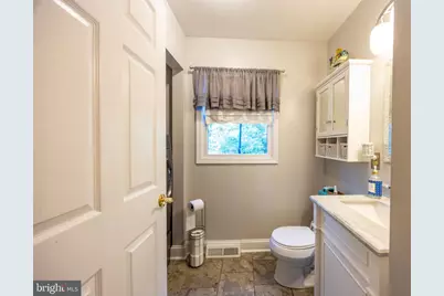 984 Aspen Drive, Bunker Hill, WV 25413 - Photo 17