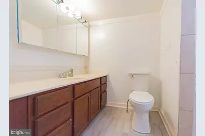 327 E Burke Street, Martinsburg, WV 25404 - Photo 23