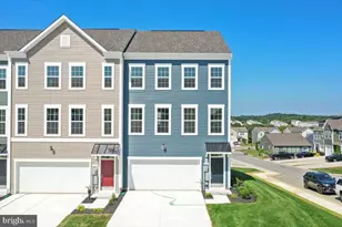 64 Stafford Pl, Falling Waters, WV 25419 - Photo 1