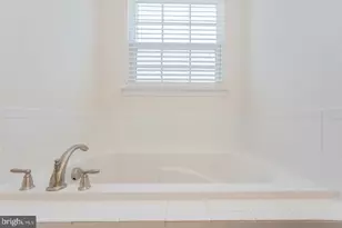 42 Norwood Dr, Falling Waters, WV 25419 - Photo 37