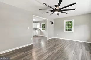 2016 Eagle School Rd, Martinsburg, WV 25404 - Photo 3
