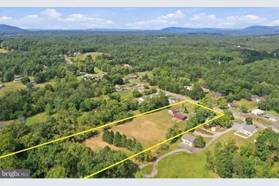 9203 Hedgesville Road, Hedgesville, WV 25427 - Photo 3