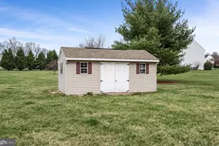 28 Hargrove Cir, Martinsburg, WV 25403 - Photo 13