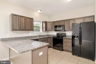 183 Continental Dr, Bunker Hill, WV 25413 - Photo 7
