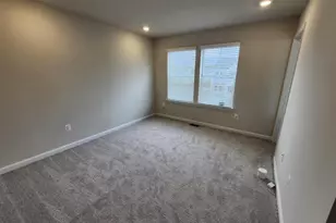 114 Milburn Dr, Martinsburg, WV 25403 - Photo 11