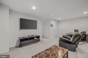 194 Norwood Dr, Falling Waters, WV 25419 - Photo 29