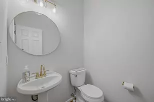 10 Cardiff Ct, Hedgesville, WV 25427 - Photo 9
