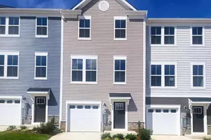 253 Newton Pippin Dr, Martinsburg, WV 25403 - Photo 1