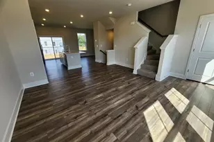 253 Newton Pippin Dr, Martinsburg, WV 25403 - Photo 5