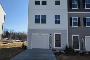 127 Kinkade Ct, Martinsburg, WV 25403 - Photo 1