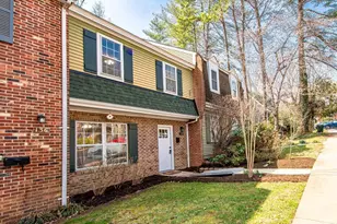 138 Scarborough Pl, Charlottesville, VA 22903 - Photo 1