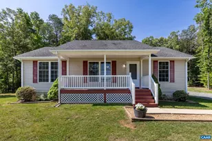 115 Windsor Pl, Buckingham, VA 23921 - Photo 1