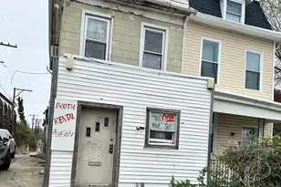 1905 N Ellamont St, Baltimore, MD 21216 - Photo 1