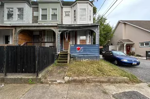 300 S Augusta Ave, Baltimore, MD 21229 - Photo 1