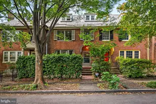 3916 Cloverhill Rd, Baltimore, MD 21218 - Photo 1