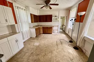 911 N Lehigh St, Baltimore, MD 21205 - Photo 3