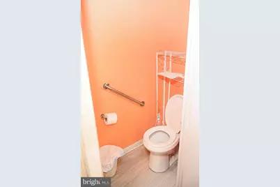 517 N Edgewood Street, Baltimore, MD 21229 - Photo 9