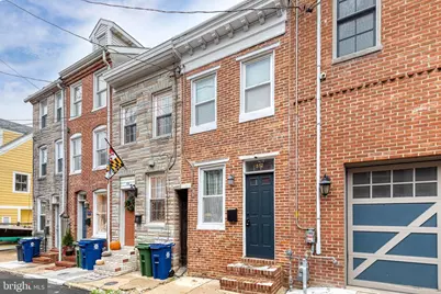 512 S Chapel Street, Baltimore, MD 21231 - Photo 1