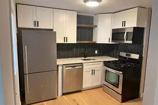 1722 Aliceanna St, Baltimore, MD 21231 - Photo 1