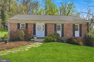 405 Nottingham Rd, Baltimore, MD 21229 - Photo 1