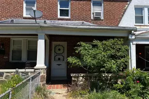 3902 Woodridge Rd, Baltimore, MD 21229 - Photo 1