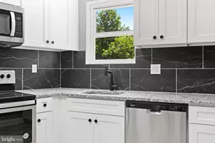 1807 Hollins St, Baltimore, MD 21223 - Photo 7