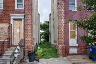 2102 E Hoffman St, Baltimore, MD 21213 - Photo 1