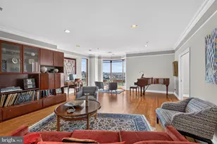 10 E Lee St, Baltimore, MD 21202 - Photo 1