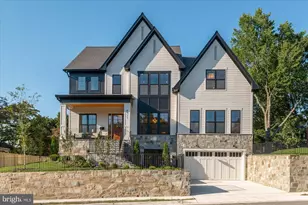 4911 37th St N, Arlington, VA 22207 - Photo 1