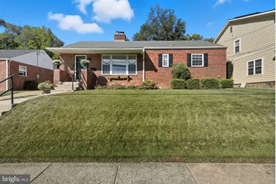 2632 N Sycamore Street, Arlington, VA 22207 - Photo 1