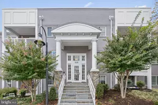 4149 S Four Mile Run Dr, Arlington, VA 22204 - Photo 1