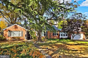 1233 23rd St S, Arlington, VA 22202 - Photo 1