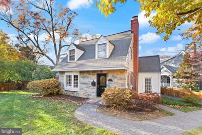 850 N Kensington Street, Arlington, VA 22205 - Photo 1