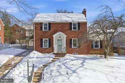 1135 N Powhatan Street N, Arlington, VA 22205 - Photo 1