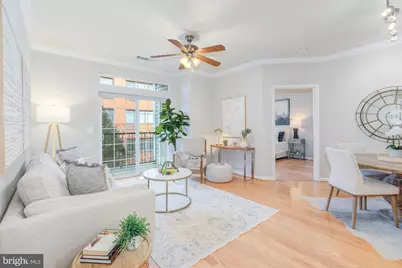 2055 26th Street S #5-207, Arlington, VA 22206 - Photo 1