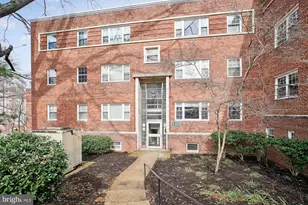 1315 N Ode St, Arlington, VA 22209 - Photo 1
