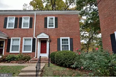 4813 27th Road S, Arlington, VA 22206 - Photo 1