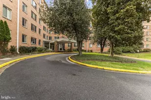 3000 Spout Run Pkwy, Arlington, VA 22201 - Photo 1