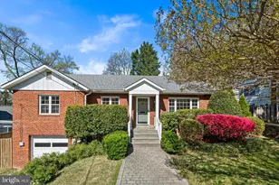 2718 S June St, Arlington, VA 22202 - Photo 1