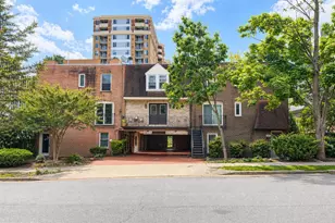 1527 N Colonial Terrace, Arlington, VA 22209 - Photo 1