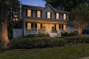 909 19th St S, Arlington, VA 22202 - Photo 1