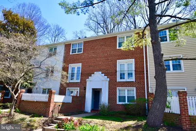 2627 S Walter Reed Drive S #B, Arlington, VA 22206 - Photo 1