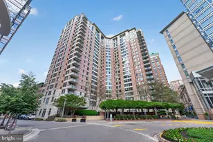 851 N Glebe Rd, Arlington, VA 22203 - Photo 1