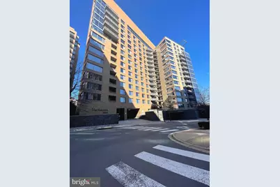 2001 15th Street N #804, Arlington, VA 22201 - Photo 1