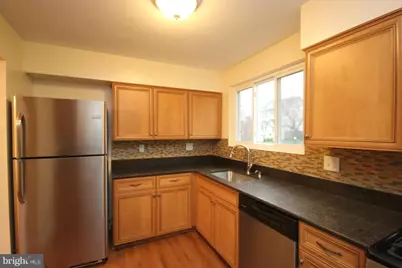 1901 N Quebec Street N #UPPER UNIT, Arlington, VA 22207 - Photo 11