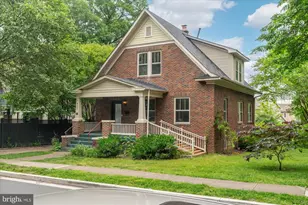 1431 N Fillmore St, Arlington, VA 22201 - Photo 1
