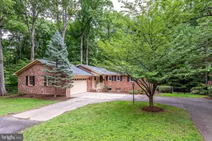 5225 Old Dominion Dr, Arlington, VA 22207 - Photo 1