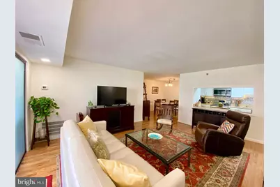 1301 N Courthouse Road N #812, Arlington, VA 22201 - Photo 1