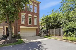 1922 N Daniel St, Arlington, VA 22201 - Photo 1