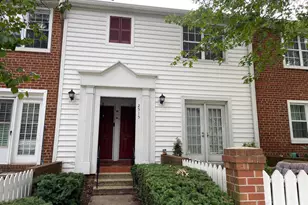 2515 S Walter Reed Dr, Arlington, VA 22206 - Photo 1